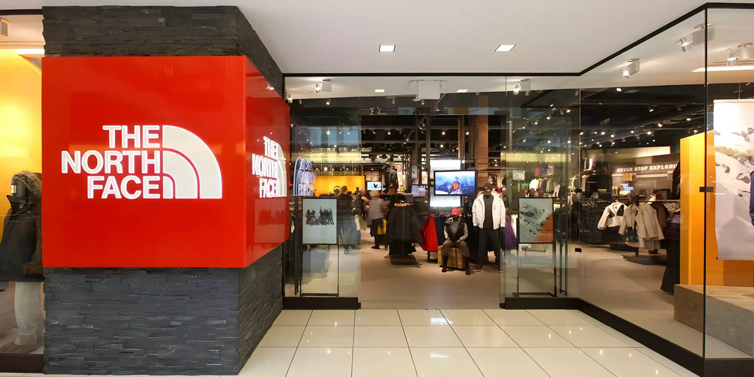 Banner 1 scaled - The North Face Outlet Deutschland