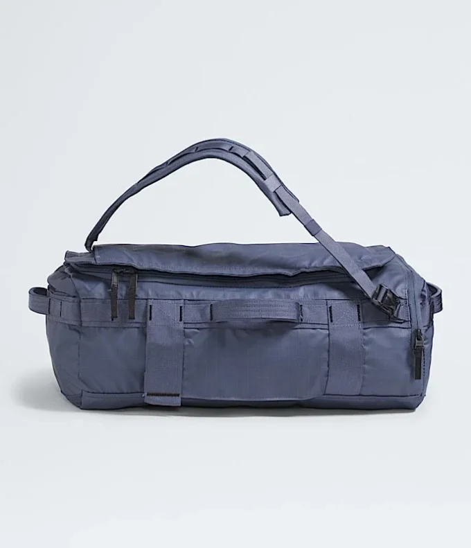 Base Camp Voyager Duffel – 32 l Base Camp Voyager Duffel – 32 l