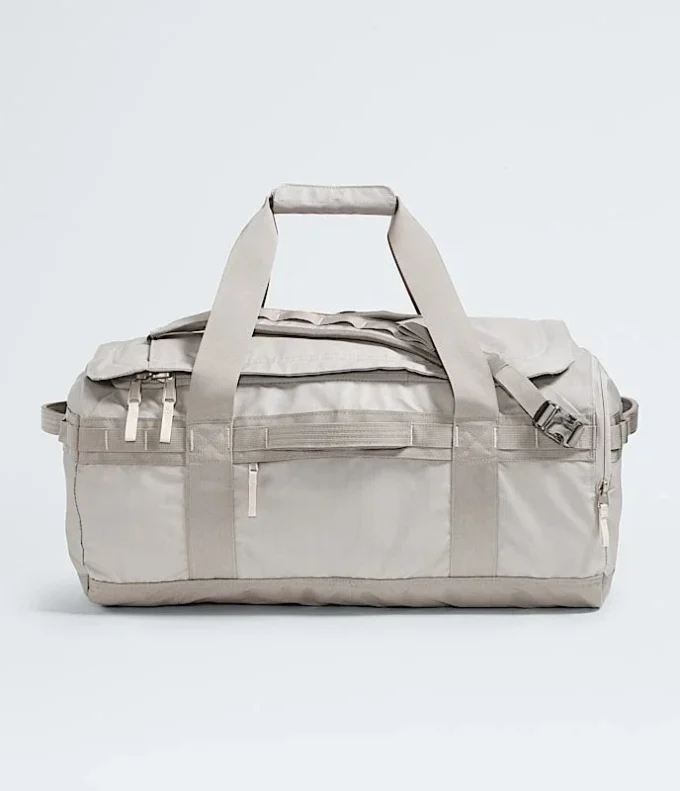 Base Camp Voyager Duffel – 62 l Base Camp Voyager Duffel – 62 l