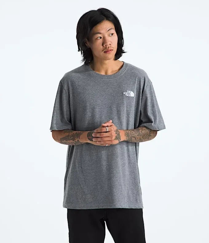 Herren-T-Shirt mit kurzen Ärmeln und Evolution Box Fit Herren-T-Shirt mit kurzen Ärmeln und Evolution Box Fit