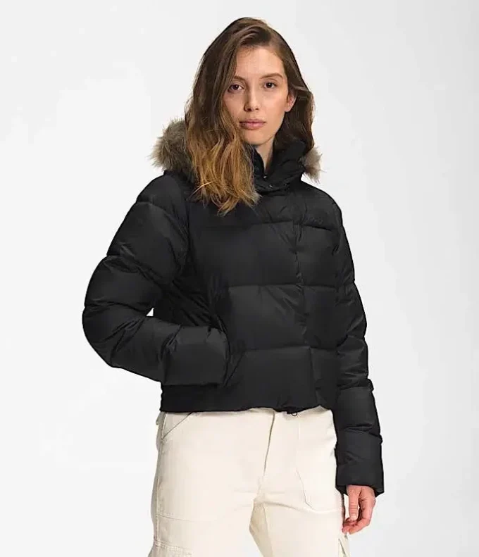 Neue Daunen-Kurzjacke für Damen Neue Daunen-Kurzjacke für Damen