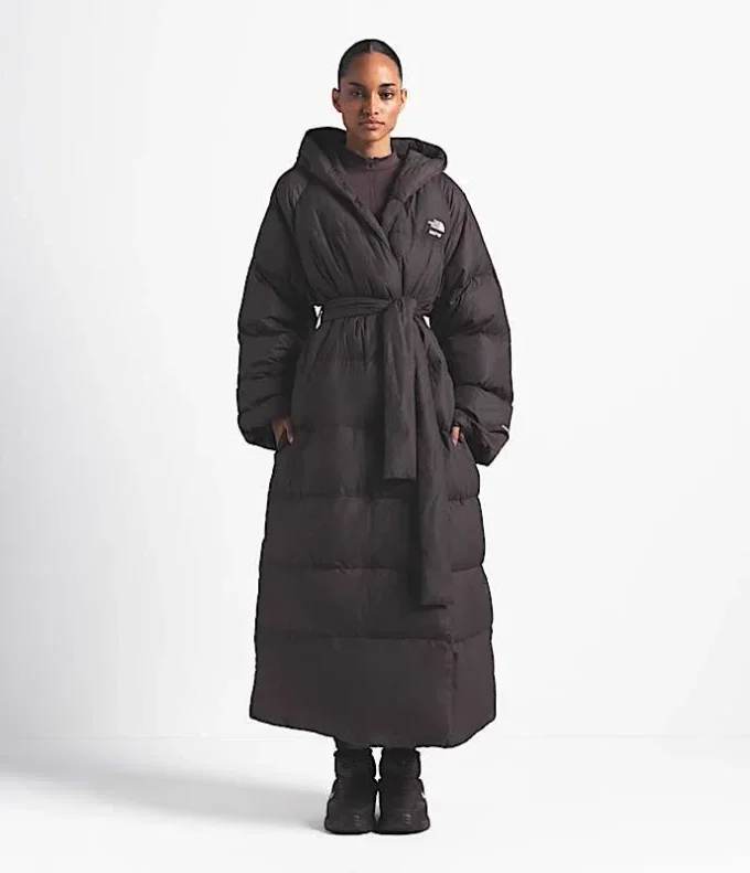 The North Face X SKIMS Nuptse Wrap Parka für Damen The North Face X SKIMS Nuptse Wrap Parka für Damen
