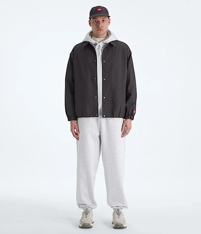 TNF™ Red Box Coaches Jacke