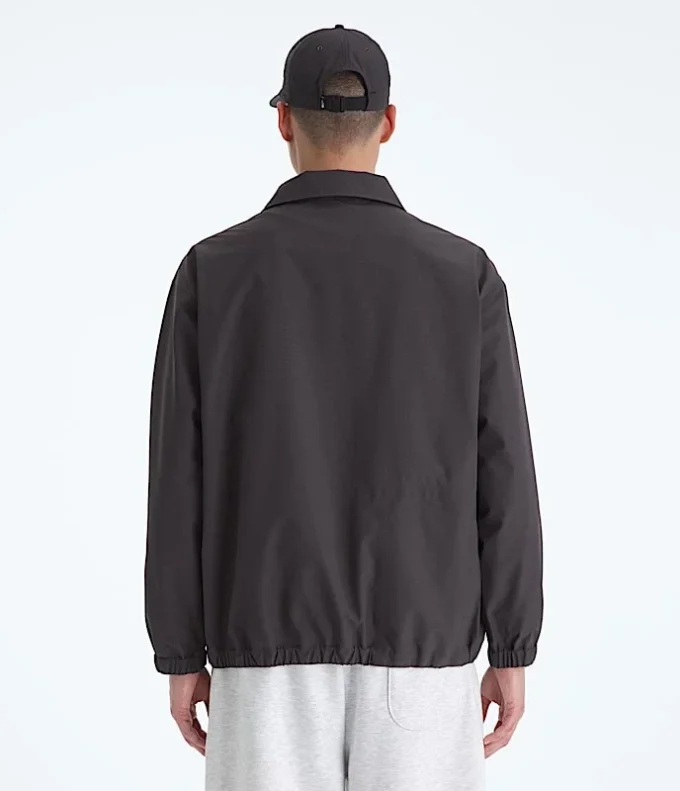 TNF™ Red Box Coaches Jacke